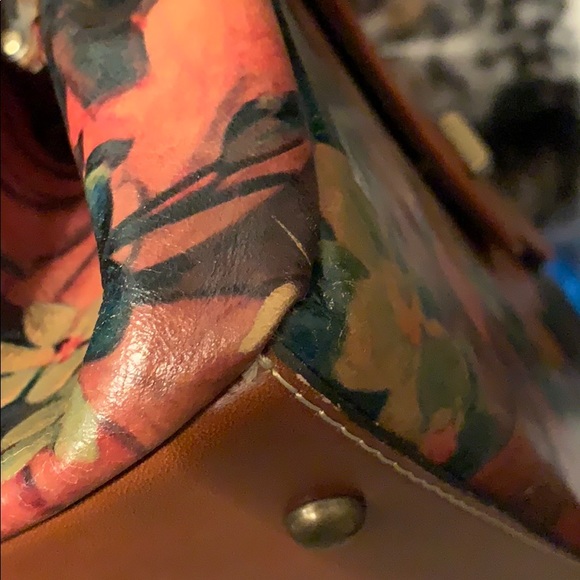 Meet your Posher, Glenda - Picture 3 of 5